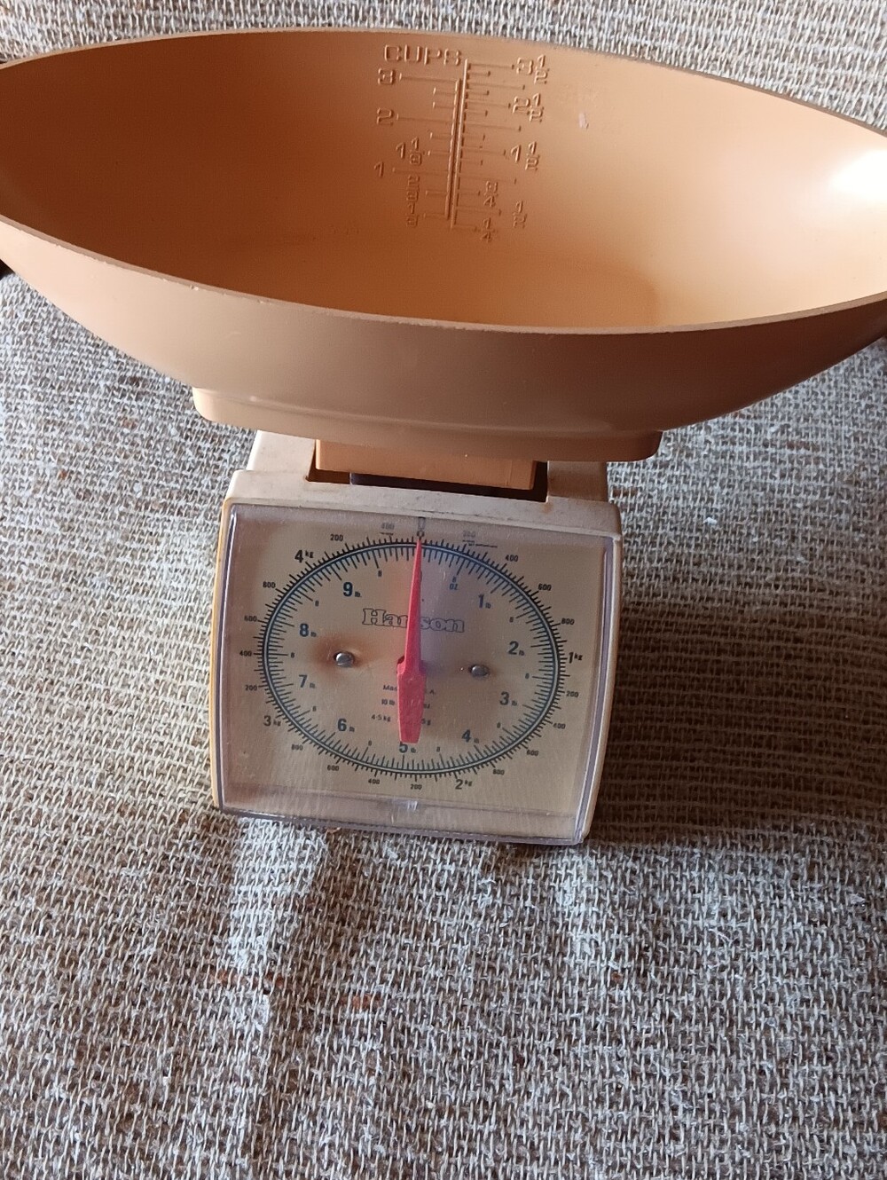 VINTAGE HANSON KITCHEN WEIGH SCALE.